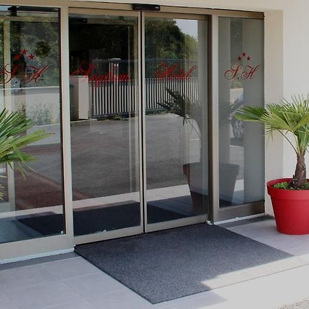Saglam Hotel Goussainville  Esterno foto
