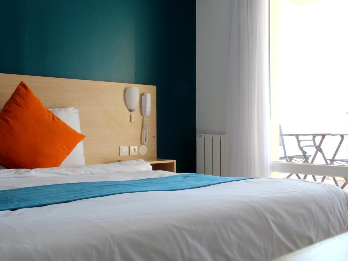 Saglam Hotel Goussainville  Esterno foto