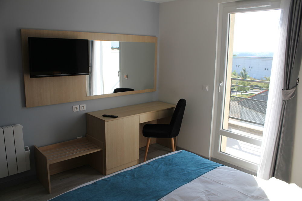 Saglam Hotel Goussainville  Esterno foto