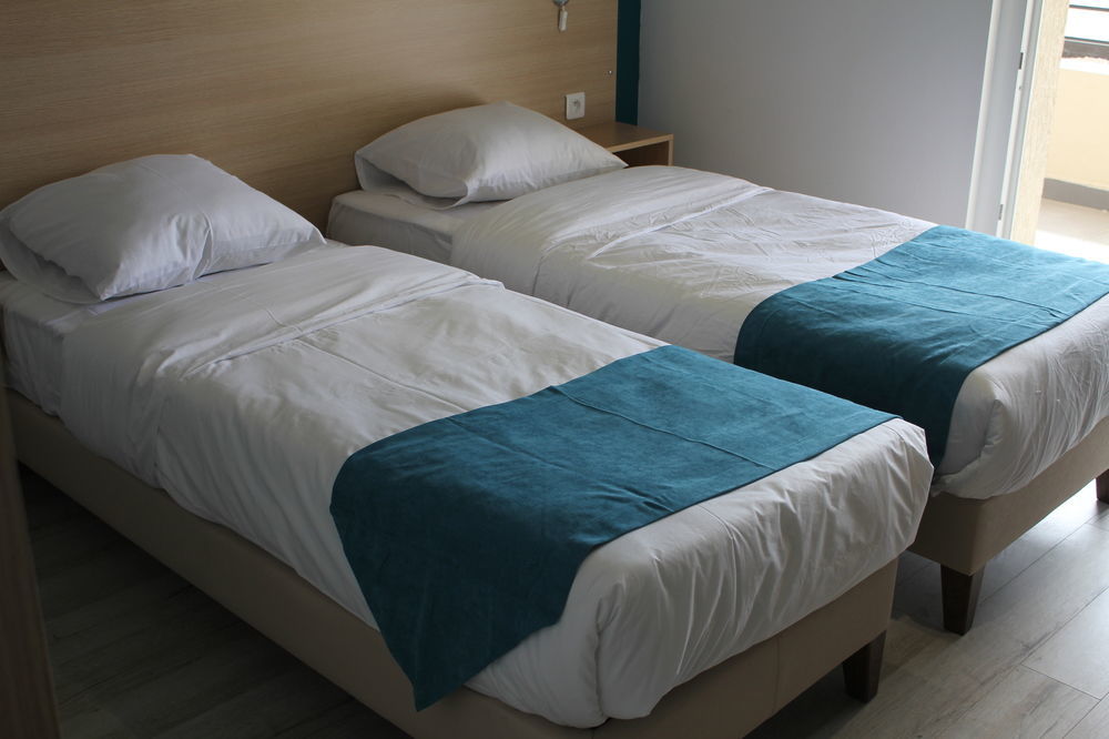 Saglam Hotel Goussainville  Esterno foto