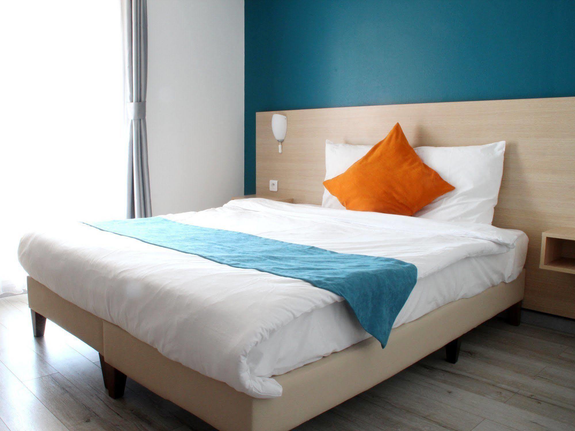 Saglam Hotel Goussainville  Esterno foto