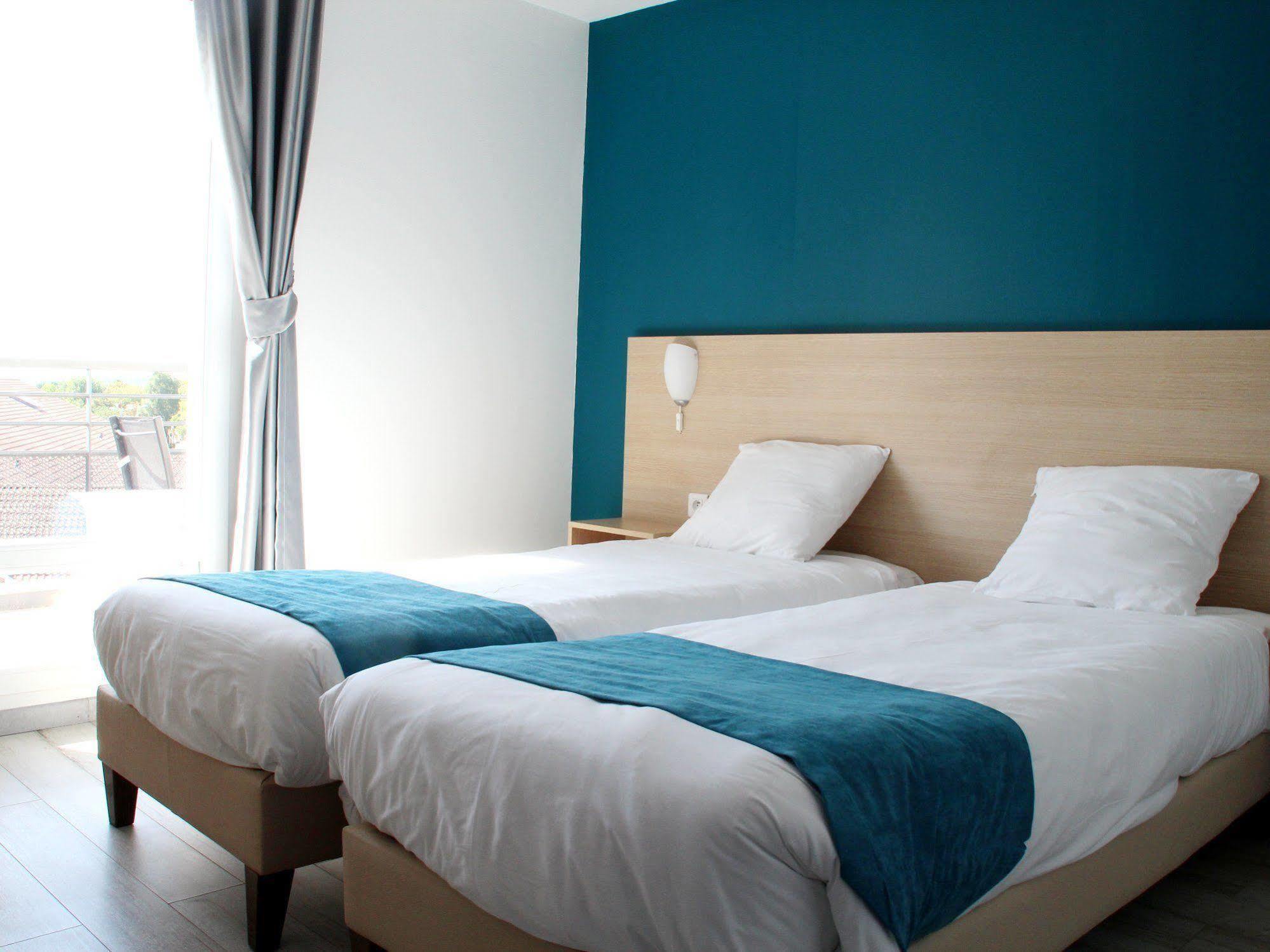 Saglam Hotel Goussainville  Esterno foto