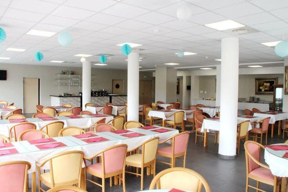 Saglam Hotel Goussainville  Esterno foto
